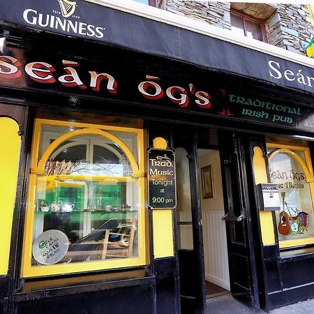 Sean Og'S Accomodation ทราลี ภายนอก รูปภาพ
